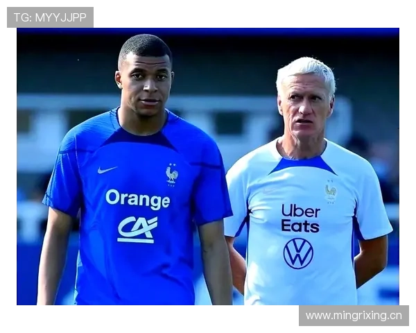 法国节目主持人:姆巴佩试图掌控法国队,他和德尚的关系紧张